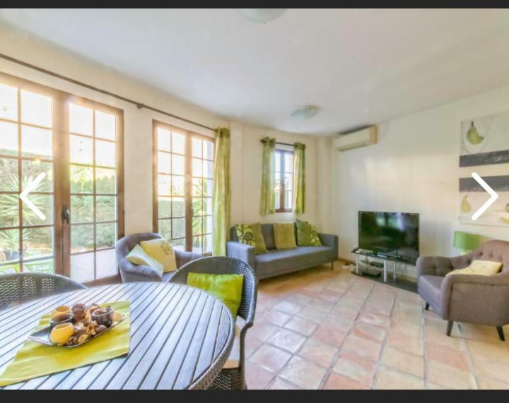 Benidorm holiday let. Finestrat. Cala de Finestrat Exterior foto